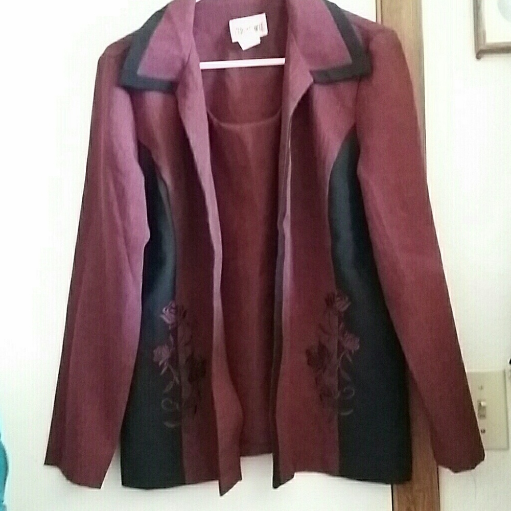 Top ( maroon& black color)